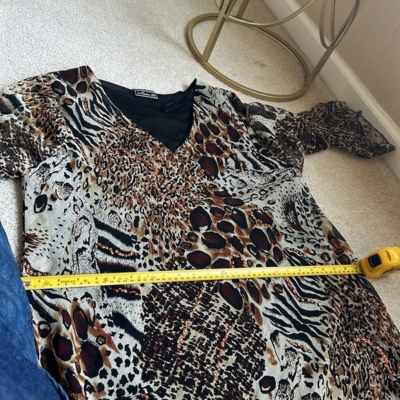 Metro 22 Animal Print Embellished Tunic - Plus Size 1X - Picture 8 of 8